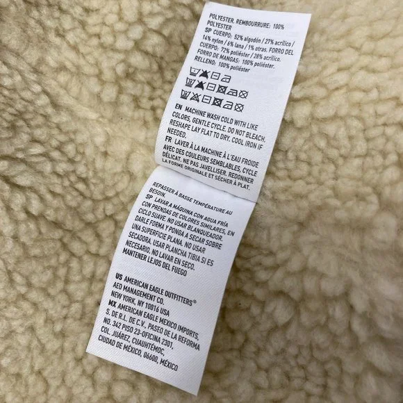 American Eagle Knit Zipper Sweater w. Sherpa Lining Size Small - Picture 6 of 6